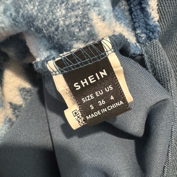 Blue Patterned Button-Up Shacket - Picture 4 of 4